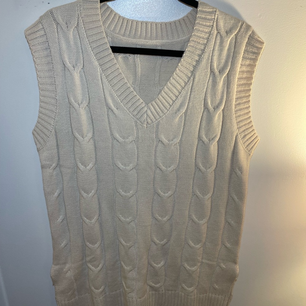 Oversized Sweater Vest